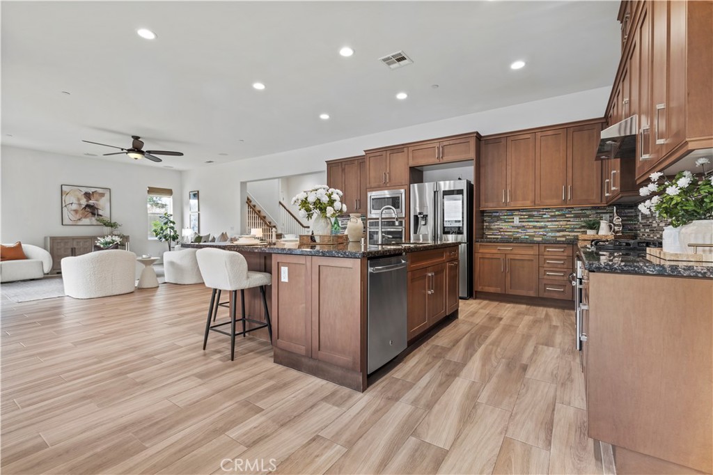 MLS #OC25276420 image #6