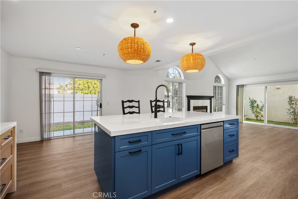 MLS #OC25276516 image #8