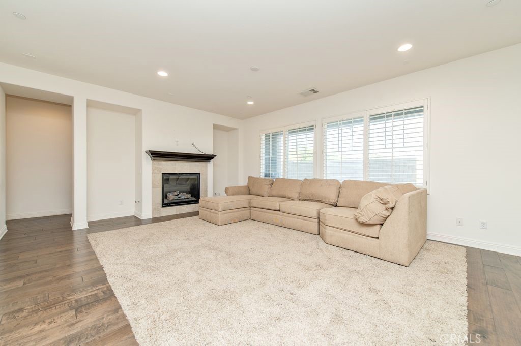 MLS #OC25276594 image #13