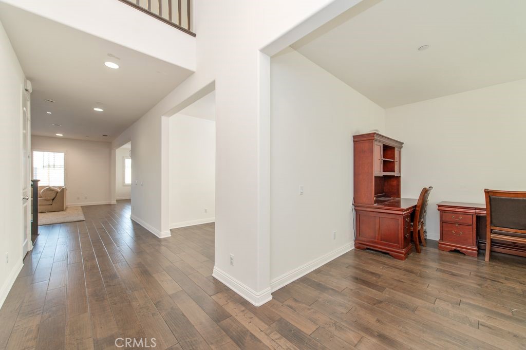 MLS #OC25276594 image #17