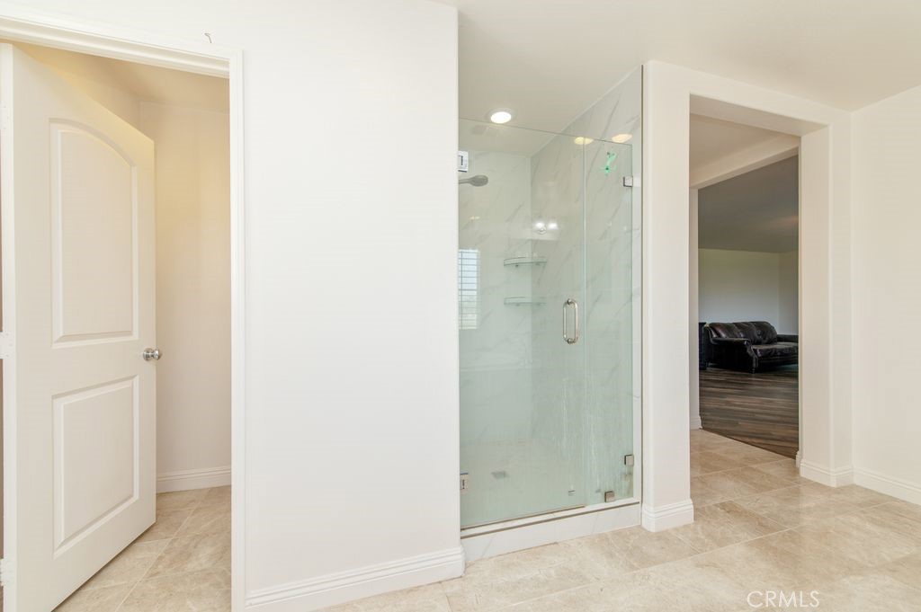 MLS #OC25276594 image #37