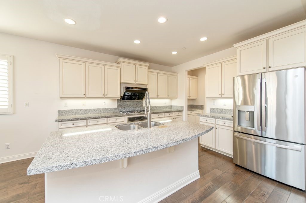 MLS #OC25276594 image #8