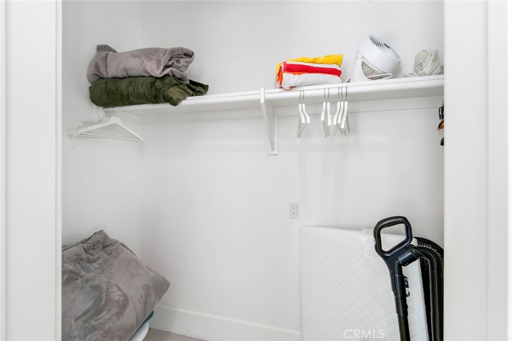 MLS #OC25276620 image #19