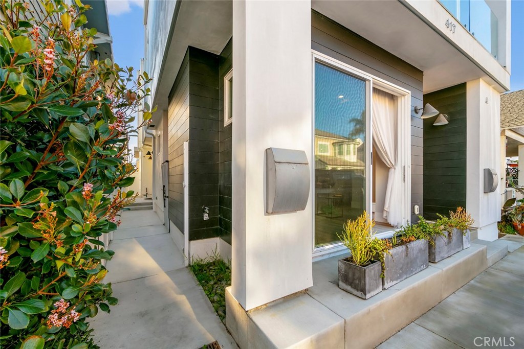 MLS #OC25276620 image #32