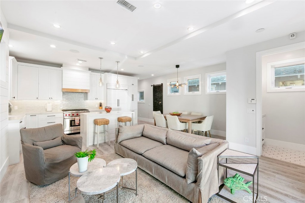 MLS #OC25276620 image #63