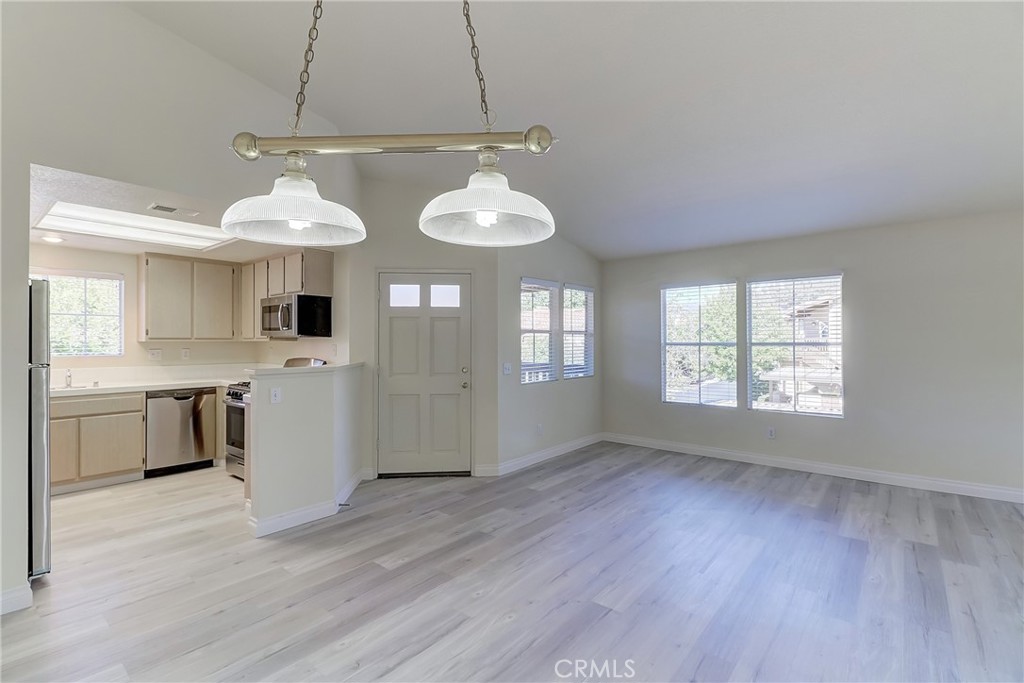 MLS #OC25276674 image #12