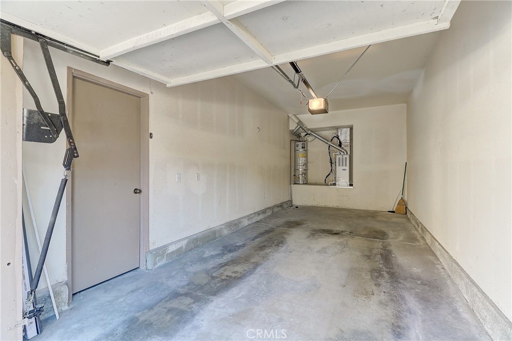 MLS #OC25276674 image #25