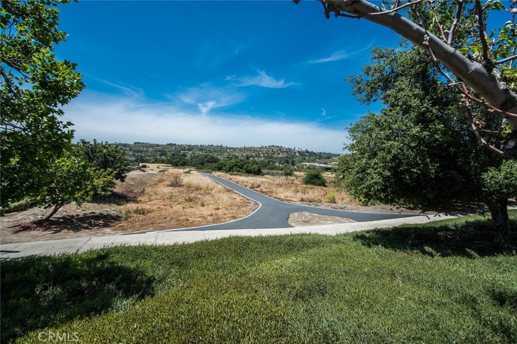 MLS #OC25276674 image #34