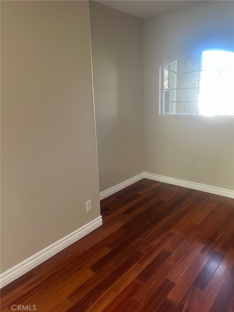 MLS #OC25276756 image #17