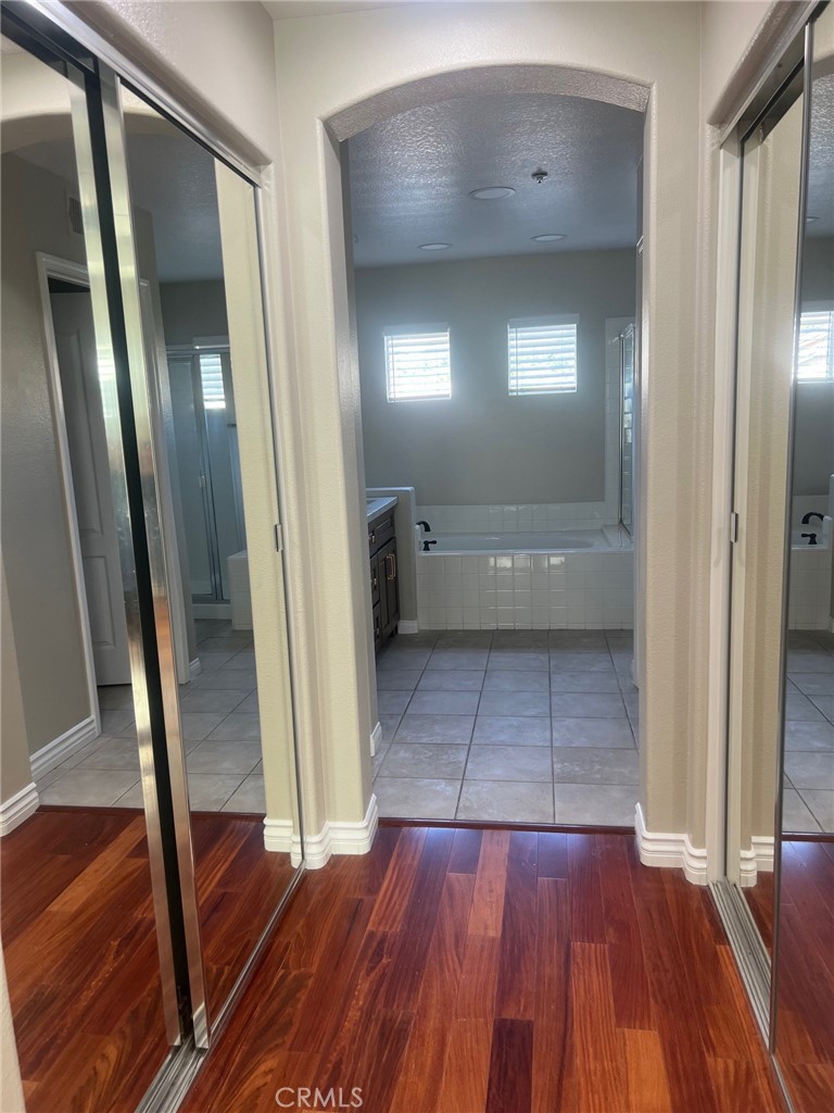 MLS #OC25276756 image #25