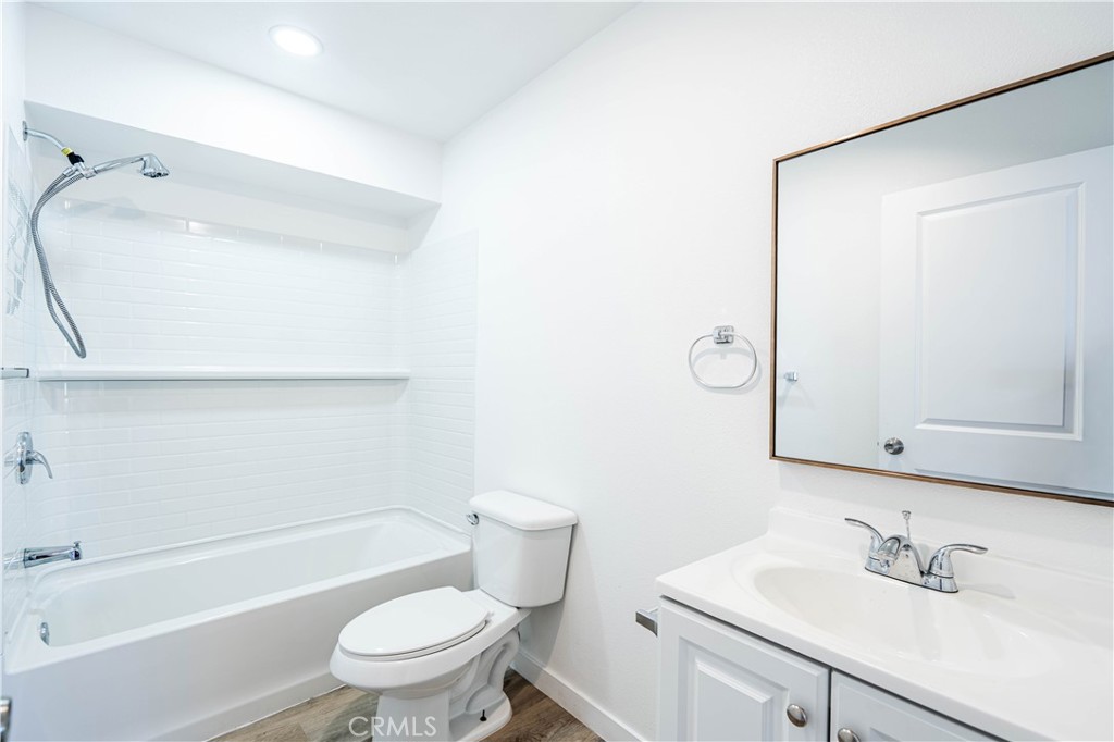 MLS #OC25276792 image #4