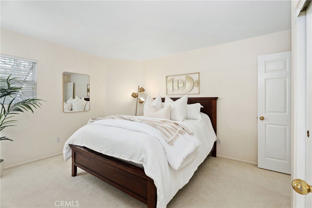 MLS #OC25276815 image #17