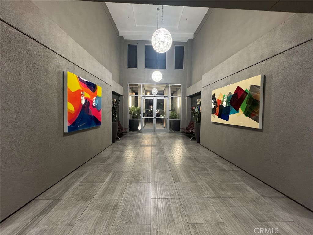 MLS #OC25276876 image #1