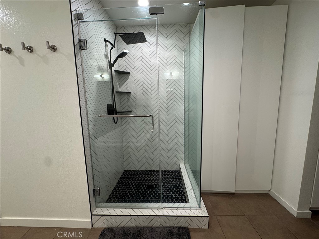 MLS #OC25276876 image #34