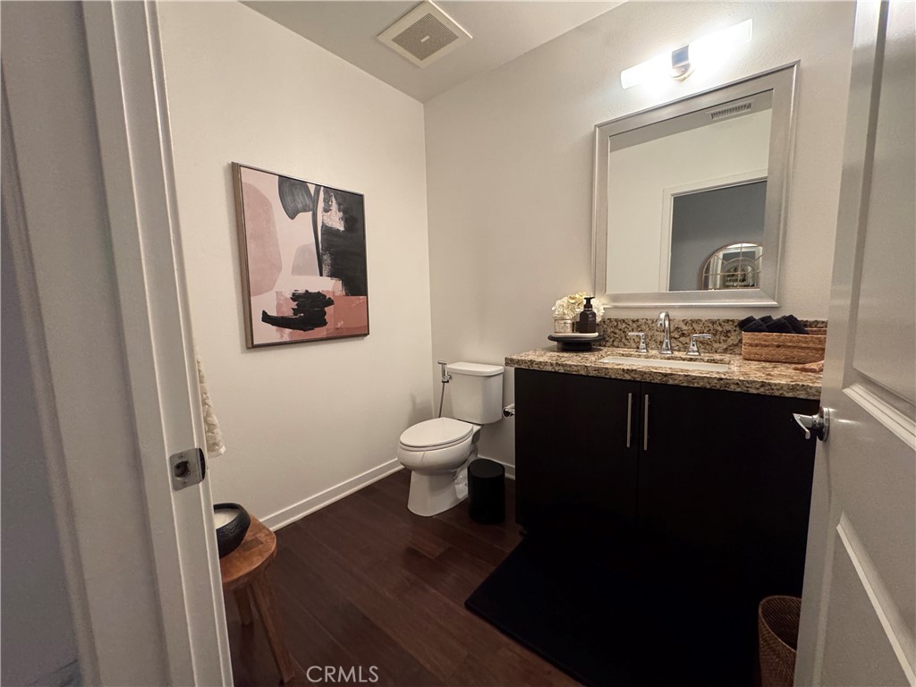 MLS #OC25276876 image #35