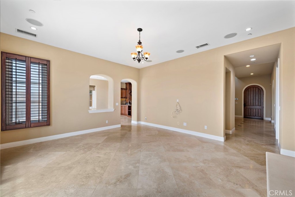 MLS #OC25277061 image #6