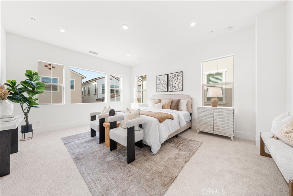 MLS #OC25277130 image #6