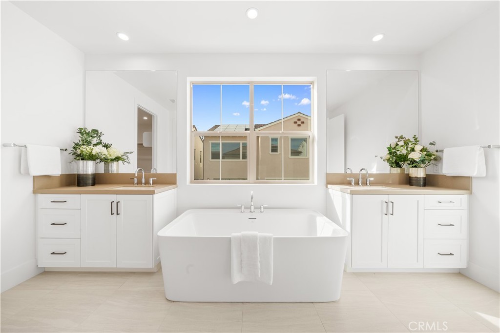 MLS #OC25277130 image #7