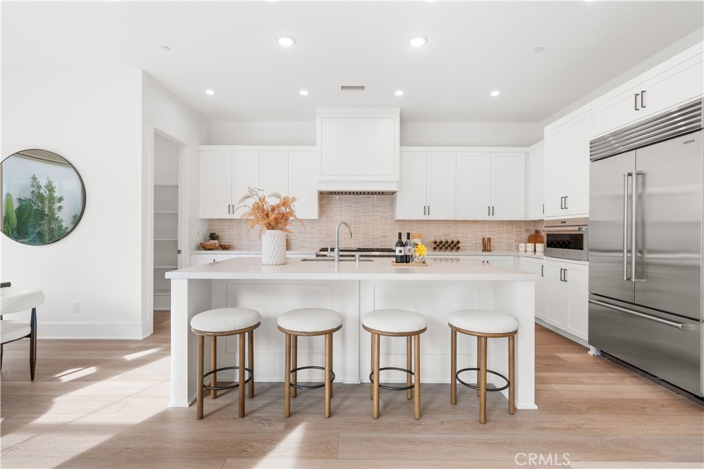 MLS #OC25277130 image #9