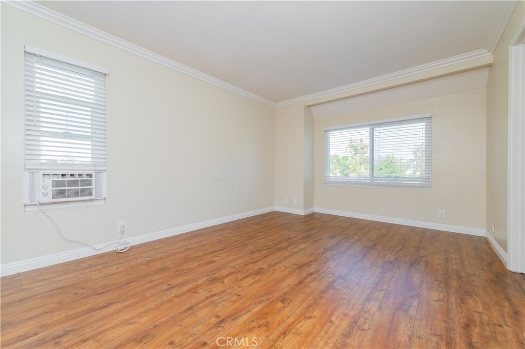 MLS #OC25277189 image #14