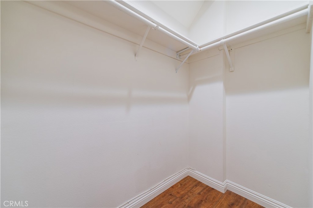 MLS #OC25277189 image #17