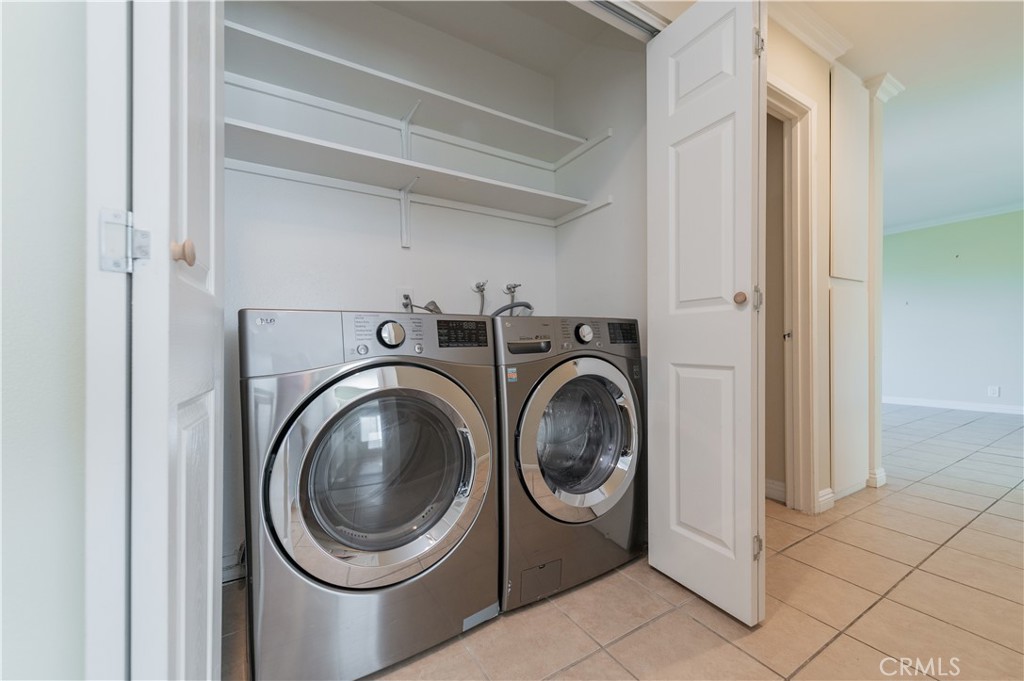 MLS #OC25277189 image #18