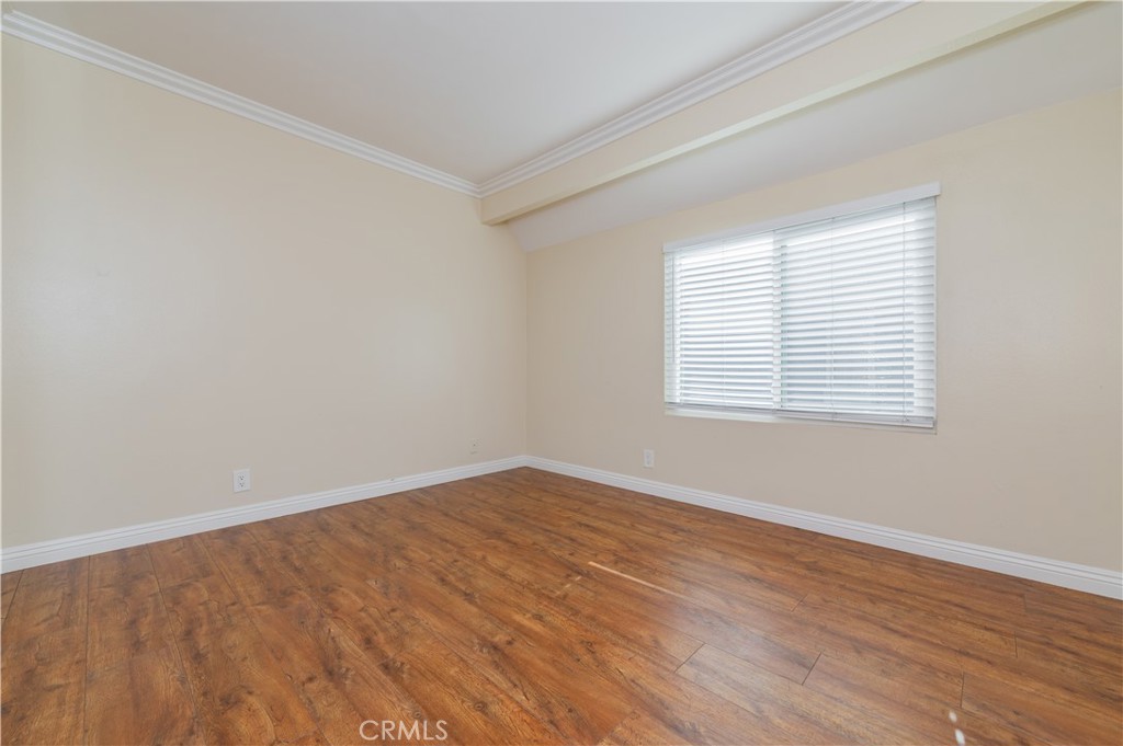 MLS #OC25277189 image #19