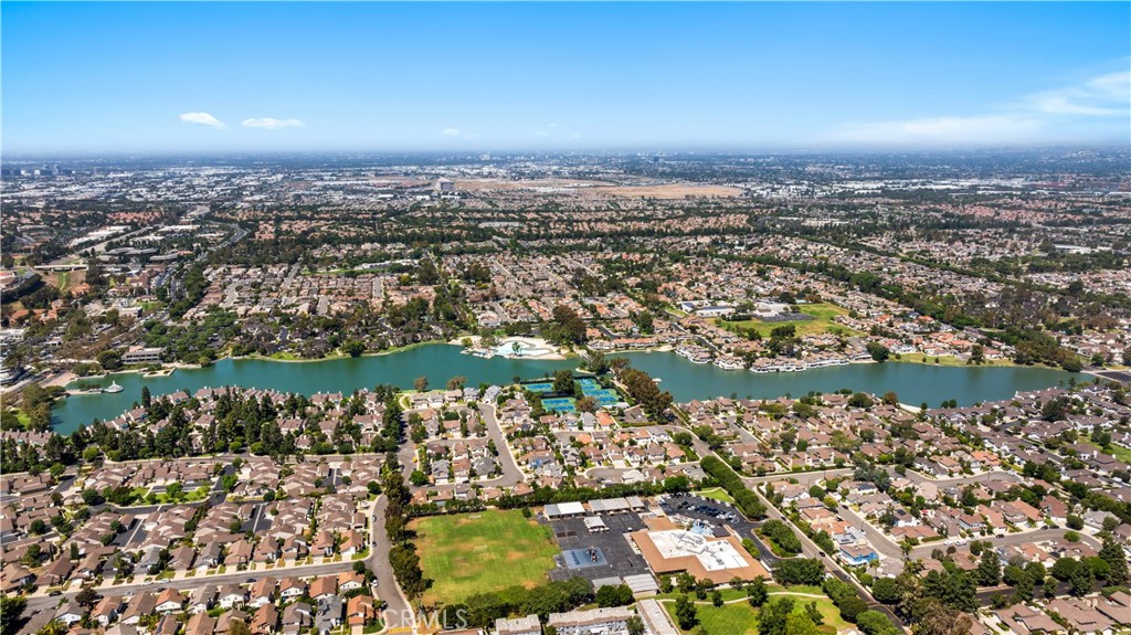 MLS #OC25277189 image #24