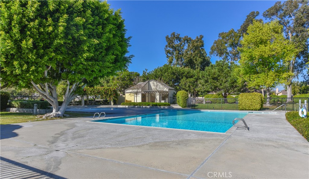 MLS #OC25277189 image #41