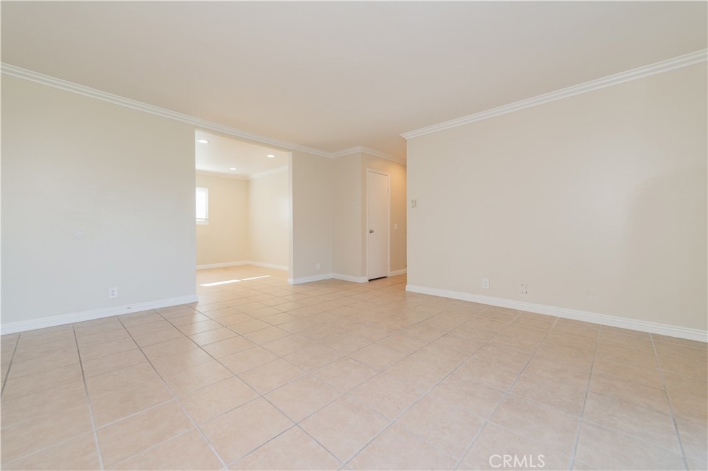 MLS #OC25277189 image #7