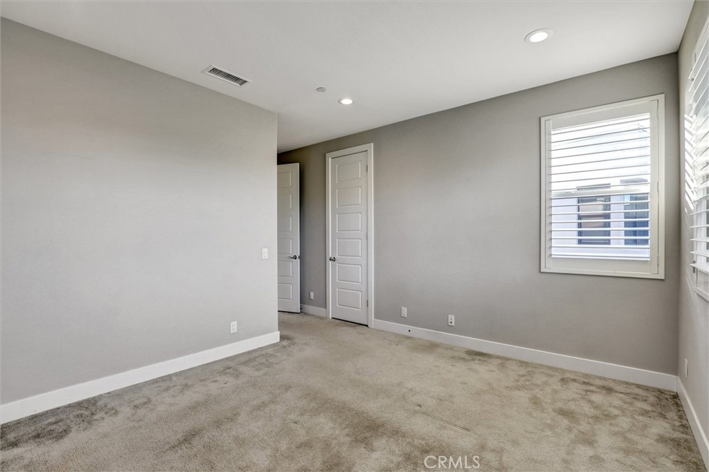 MLS #OC25277204 image #19