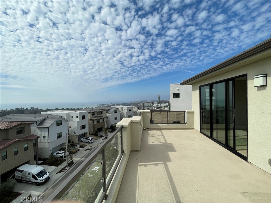 MLS #OC25277204 image #2