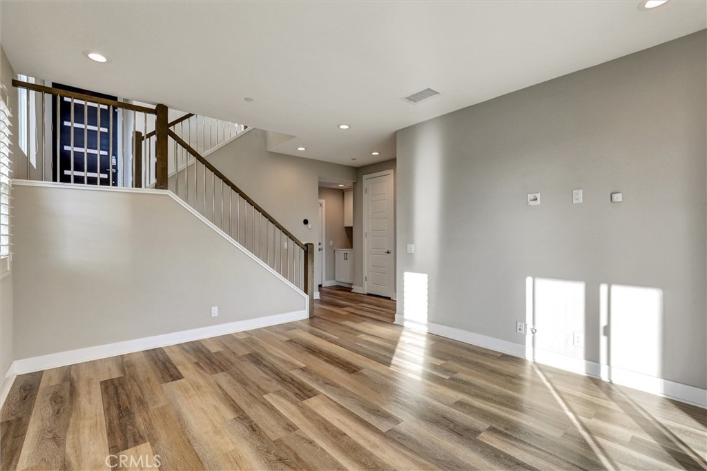 MLS #OC25277204 image #21