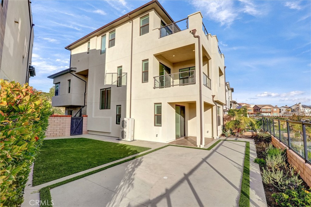 MLS #OC25277204 image #26