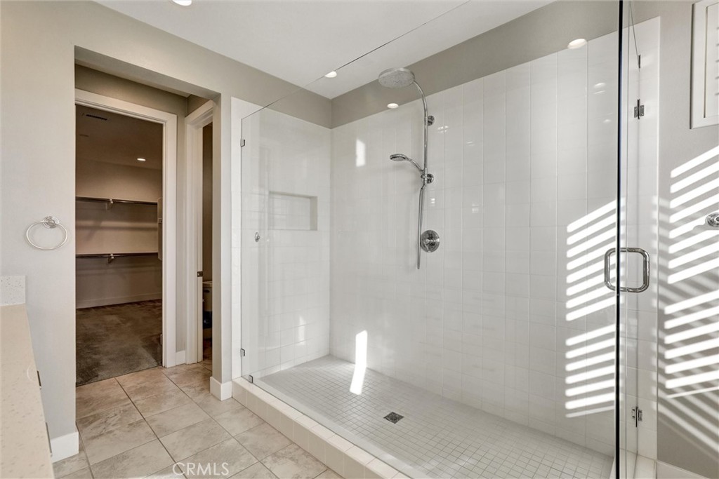 MLS #OC25277204 image #6