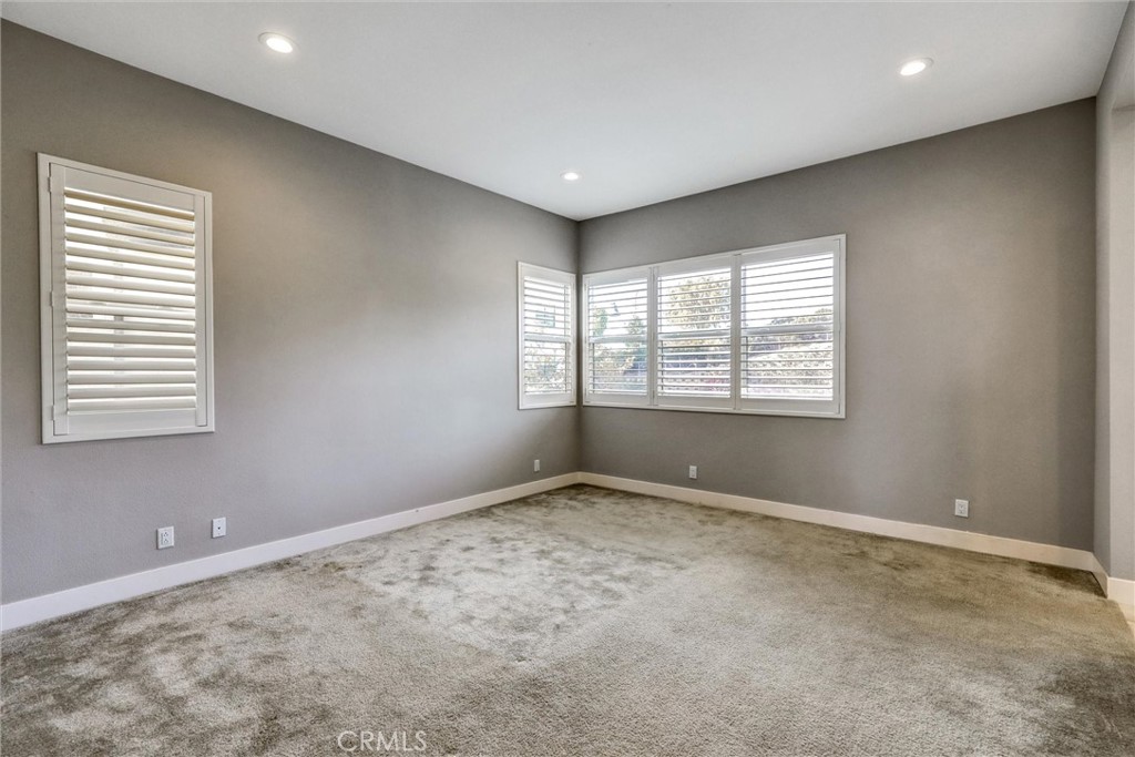 MLS #OC25277204 image #8