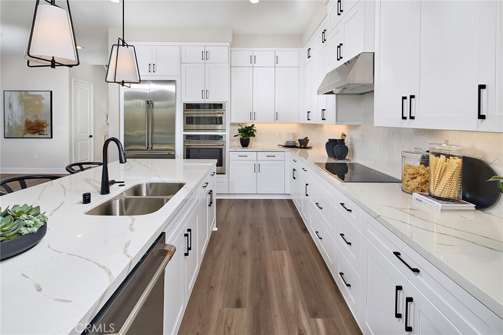 MLS #OC25277332 image #12