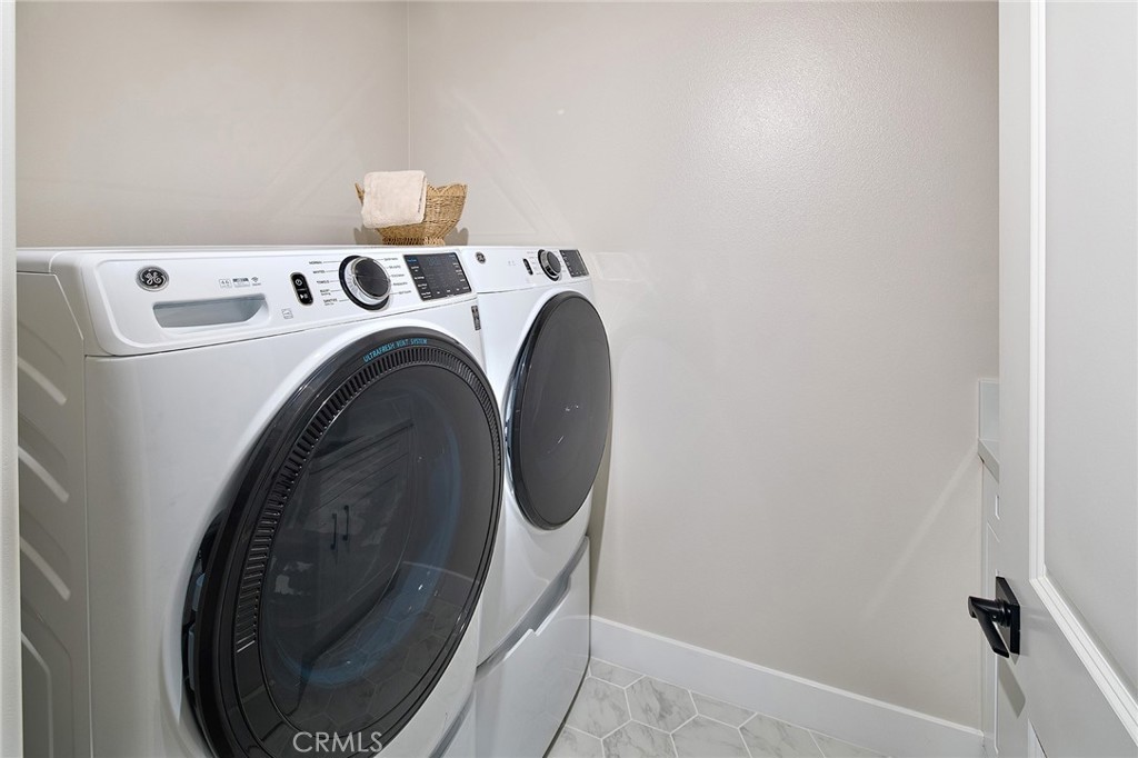 MLS #OC25277332 image #20