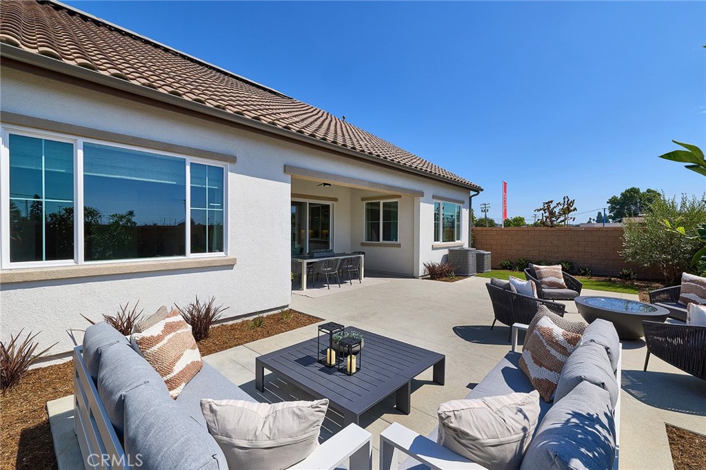 MLS #OC25277332 image #6