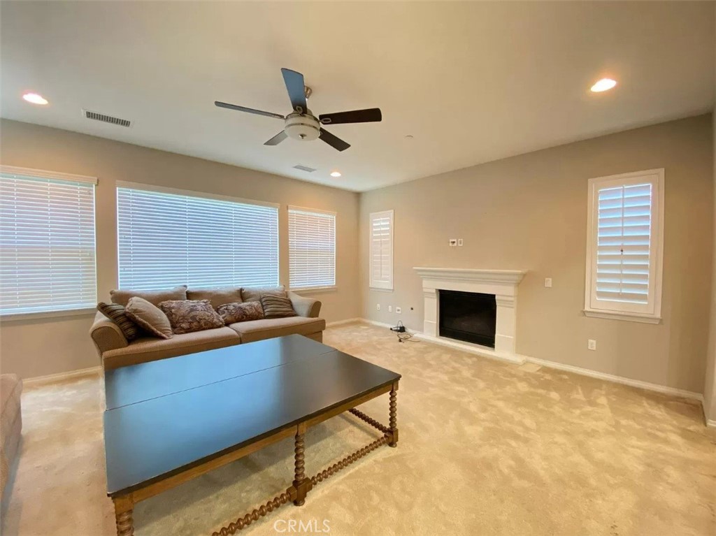 MLS #OC25277335 image #10