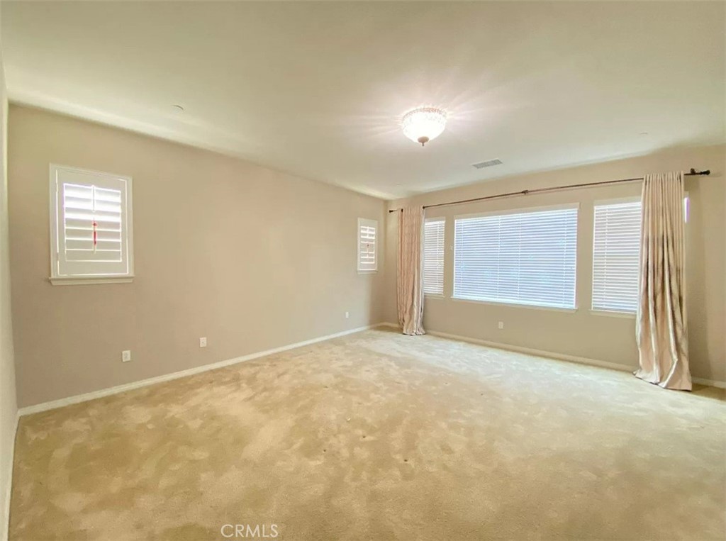 MLS #OC25277335 image #14