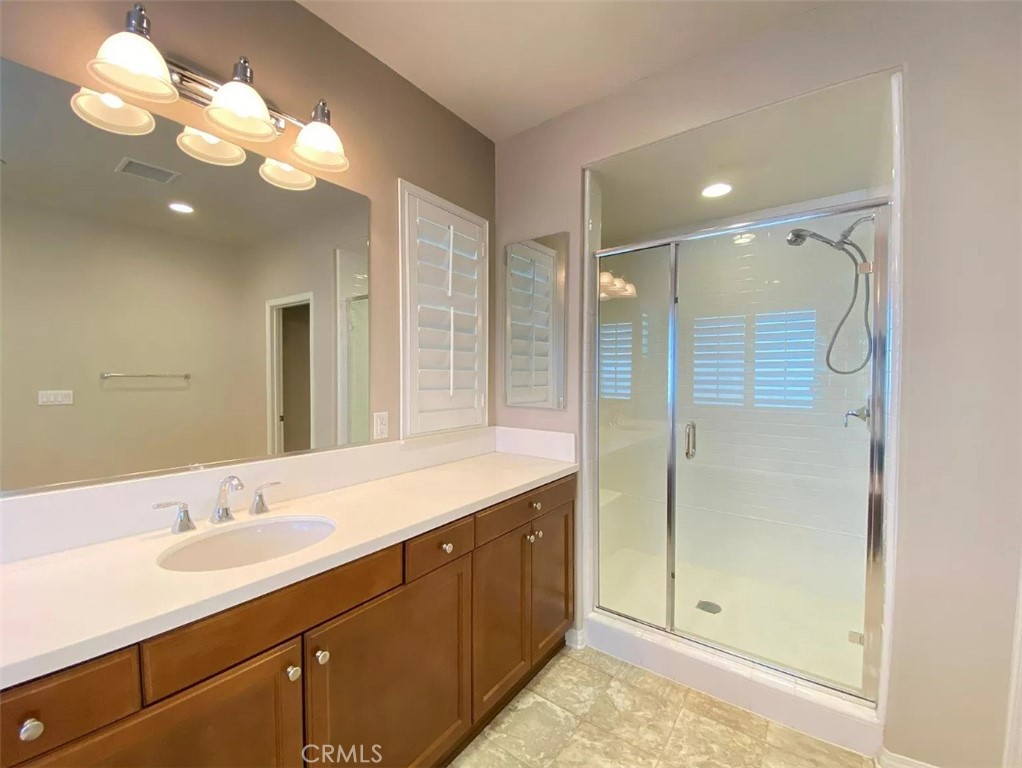 MLS #OC25277335 image #15