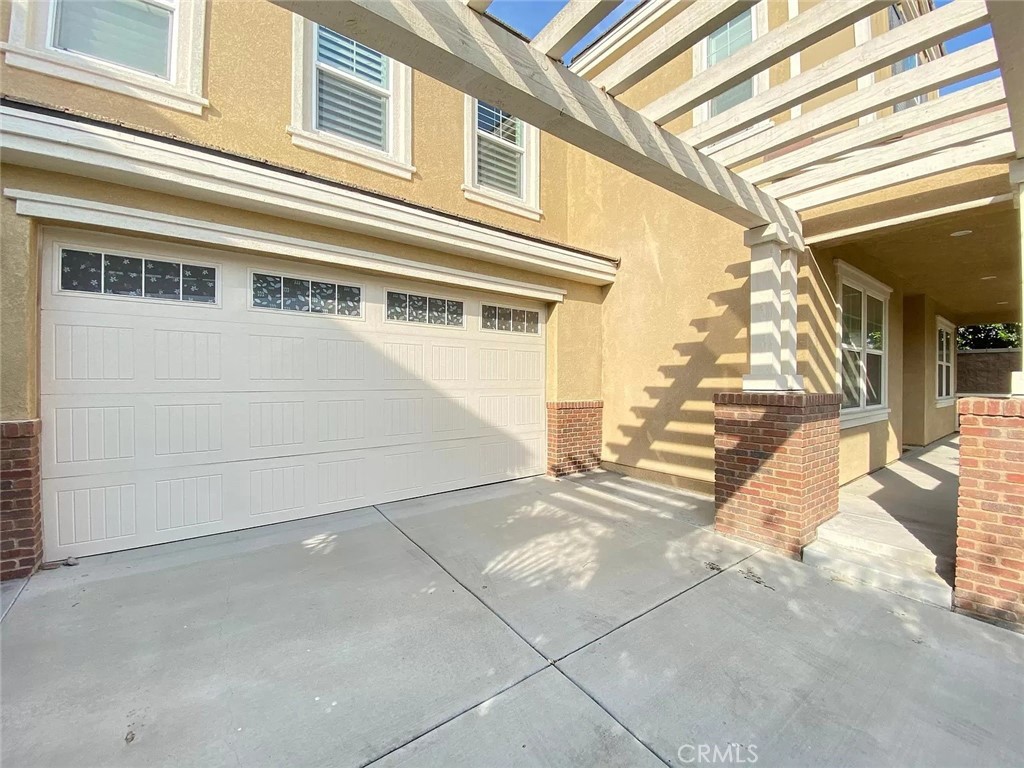 MLS #OC25277335 image #2