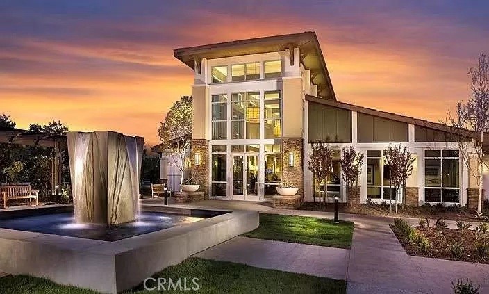 MLS #OC25277335 image #44