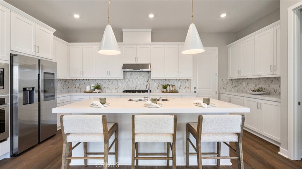 MLS #OC25277468 image #1