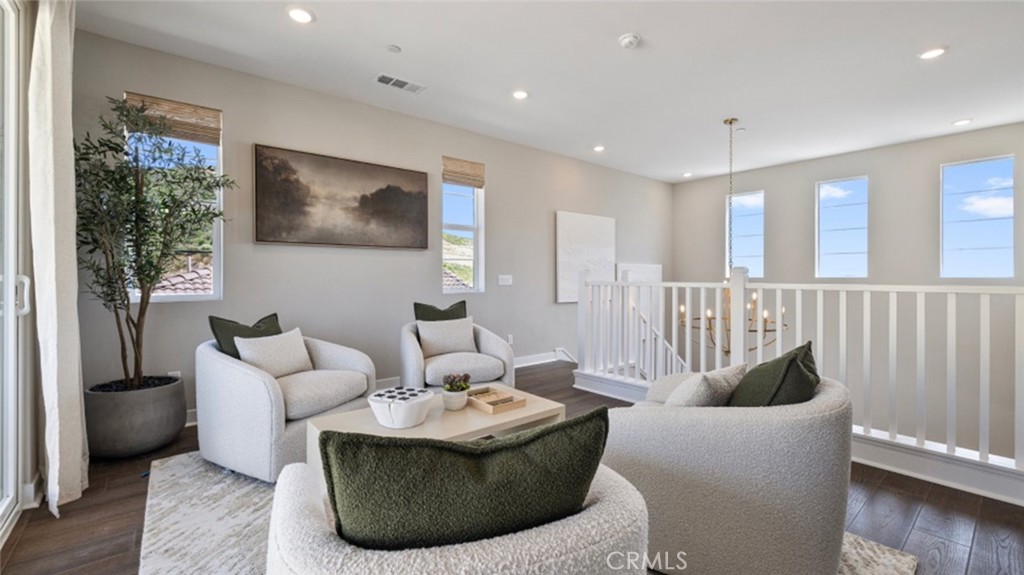 MLS #OC25277468 image #16