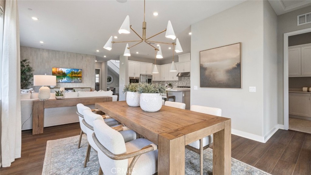 MLS #OC25277468 image #4