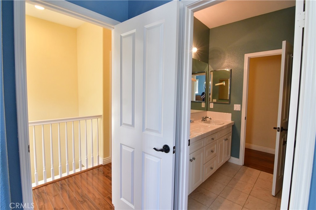 MLS #OC25277815 image #16