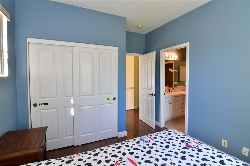 MLS #OC25277815 image #29