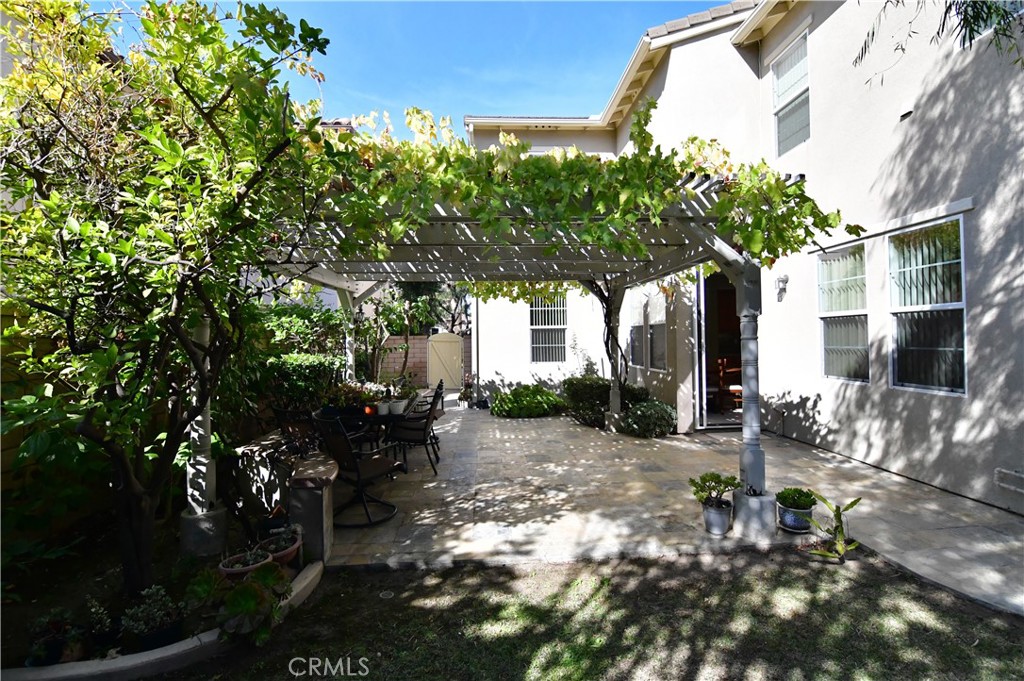 MLS #OC25277815 image #9